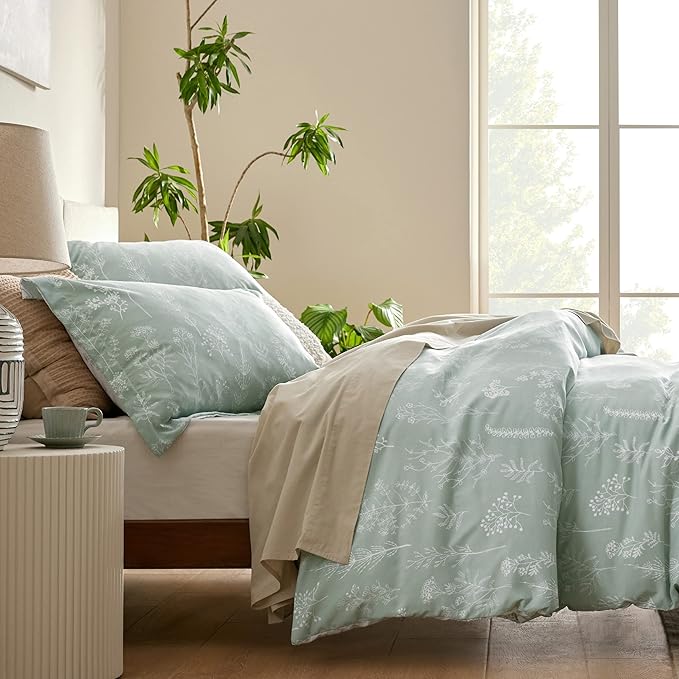 Duvet Cover Queen Size - Reversible Green Queen Duvet Cover Set with Zipper Closure, 3 Pieces Floral Patterned Bedding Set with 8 Corner Ties and 2 Pillow Shams